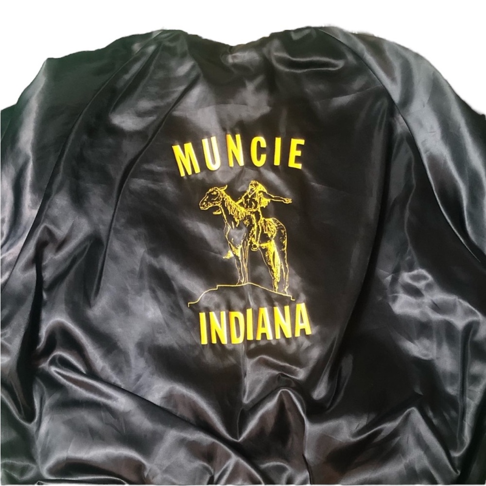 Vintage Women’s Muncie Indiana Bomber Jacket Black Yellow Broderick Forgings